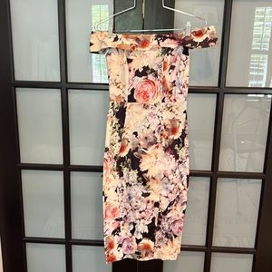 Off shoulder floral fitted dress with slit in back